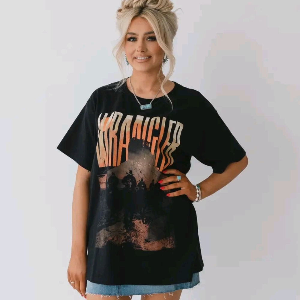 Wrangler Black and Orange Graphic Tee